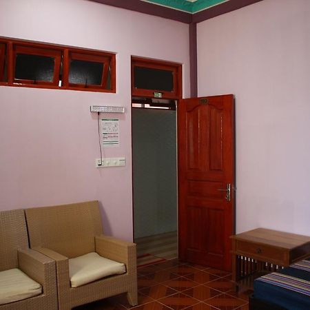 Aqua Inn Naifaru Ngoại thất bức ảnh