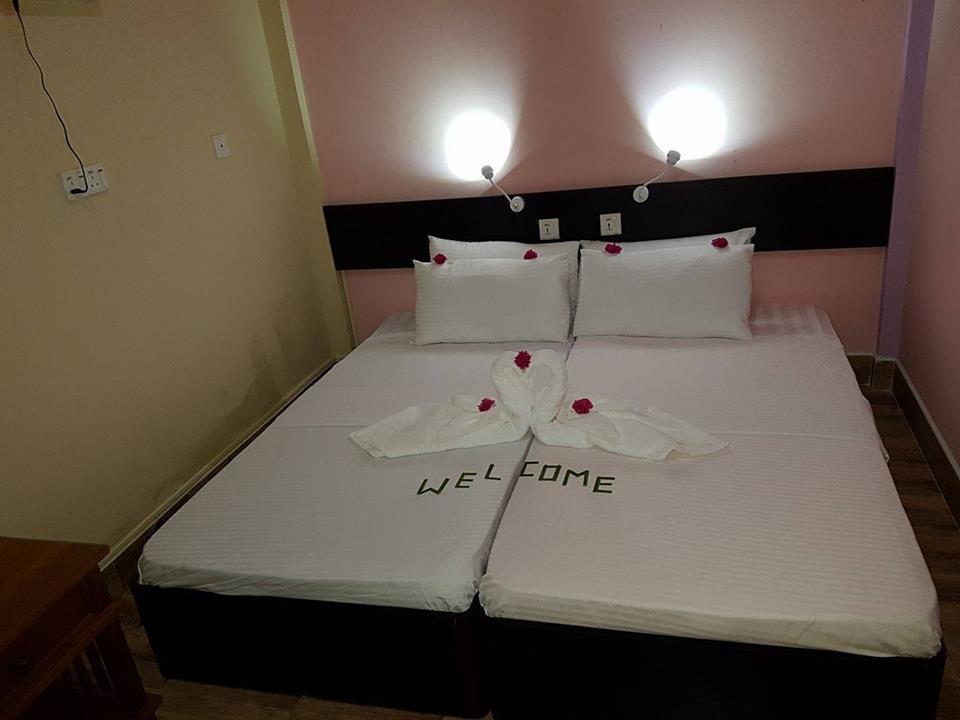 Aqua Inn Naifaru Ngoại thất bức ảnh